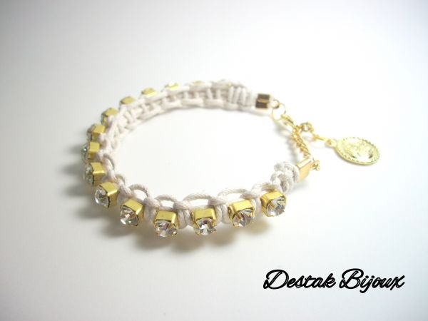 PUL/S13 SHAMBALA BRANCA COM STRASS-UNIDADE
