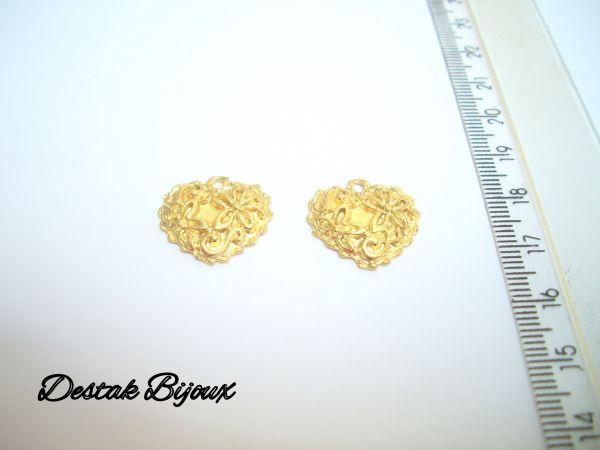 PIN05-PINGENTE DOURADO CORAÇÃO- O PAR